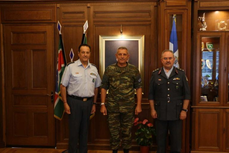 Επίσκεψη στην 1η Στρατιά του Περιφερειακού Αστυνομικού Διευθυντή Θεσσαλίας