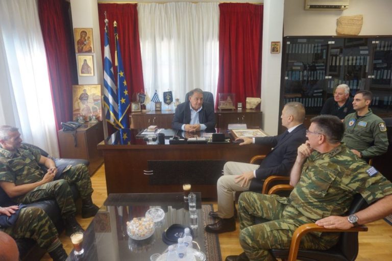 Καστοριά: Συνάντηση του Δημάρχου με τον Υφυπουργό Εθνικής Άμυνας