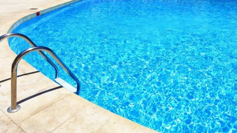 Τραυματισμός 18χρονης σε πισίνα στον Πλατανιά Χανίων
