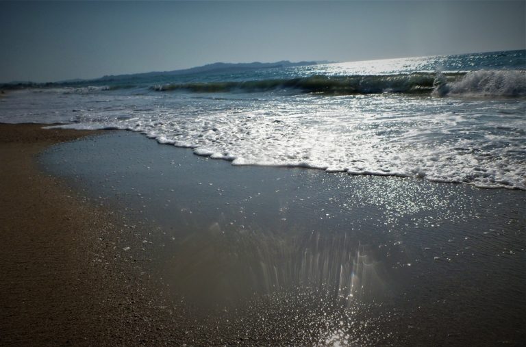 Άγιοι Θεόδωροι Κορινθίας: Θάνατος λουόμενου