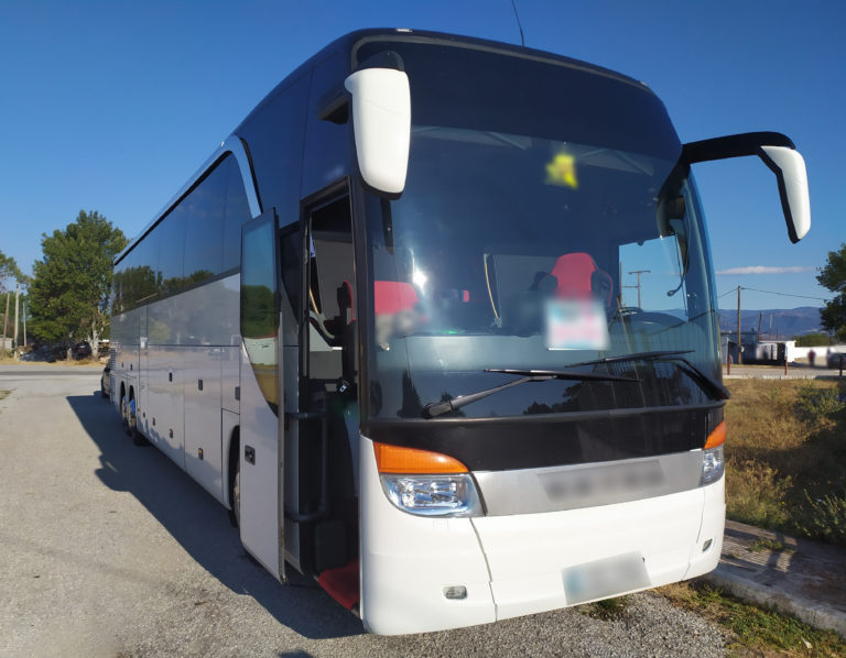 Κομοτηνή: Μετέφεραν 14 μετανάστες στο χώρο αποσκευών ενός λεωφορείου
