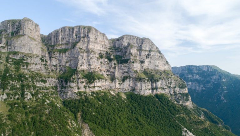 Αγρίεψε η Πίνδος