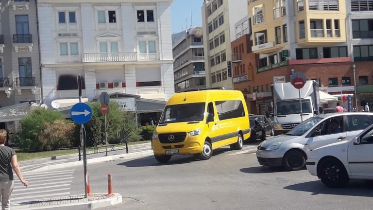 Παρελήφθη το λεωφορειάκι για τη μεταφορά των παιδιών του ΕΕΕΕΚ Βόλου