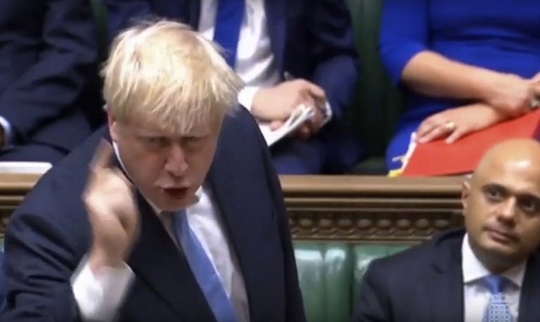 Βρετανία: Έχασε την πλειοψηφία στην Βουλή ο Τζόνσον – Κρίσιμη ψηφοφορία για το Brexit (video)
