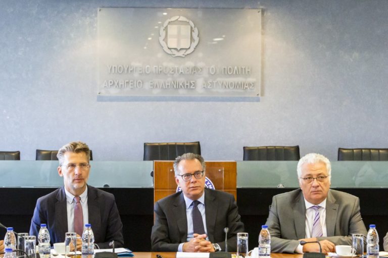 Γ.Κουμουτσάκος: “Προχωράμε στη διαμόρφωση ενός κεντρικού σχεδίου για προσφυγικό-μεταναστευτικό”