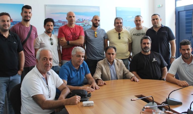 Συνάντηση Σ.Κύτελη με εκπροσώπους αθλημάτων σάλας