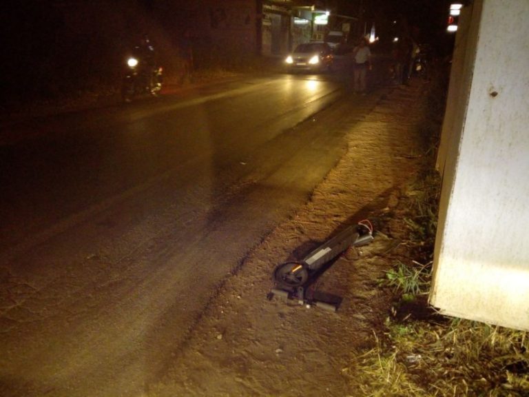 Τροχαίο ΙΧ με ηλεκτροκίνητο πατίνι: Σταθερή αλλά κρίσιμη η υγεία του 23χρονου