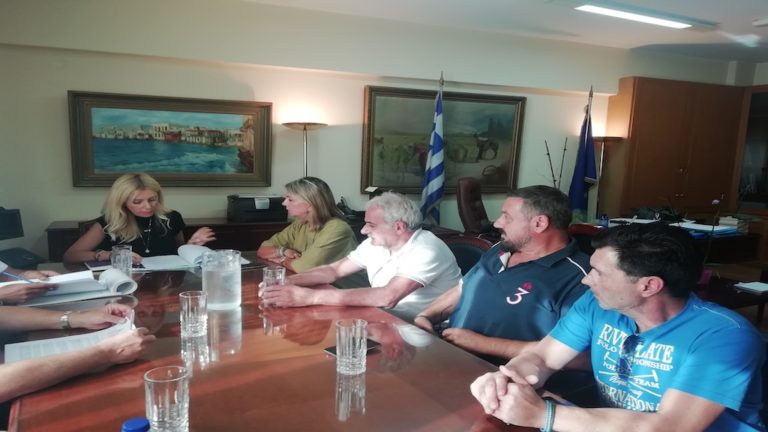 Τα προβλήματα των αλιέων στη συνάντηση Ζ. Μακρή με υφυπουργό Ανάπτυξης και Τροφίμων