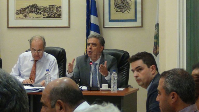 Δημοτικό Συμβούλιο Δ. Χίου: ζητείται νομιμοποίηση πρότασης Δημάρχου για συμβούλια από την Αποκεντρωμένη
