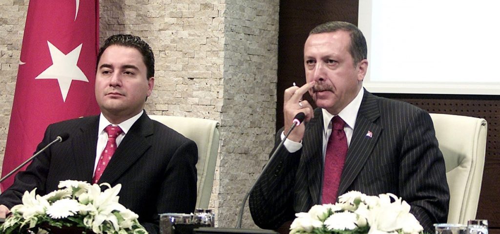 Αντίπαλο κόμμα ιδρύει ο πρώην αντιπρόεδρος του Ερντογάν