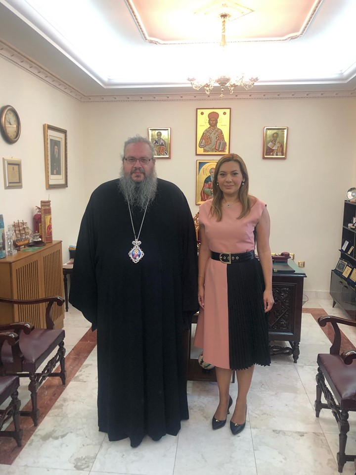 Επίσκεψη της Στ. Μπίζιου στον Μητροπολίτη Λαρίσης και Τυρνάβου