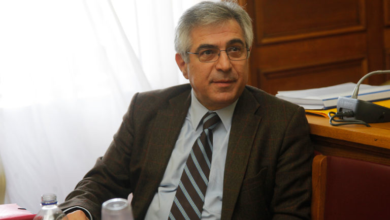 Αθιώος ο πρώην υπουργός Μ. Καρχιμάκης για την υπόθεση παραβίασης μυστικών της Πολιτείας