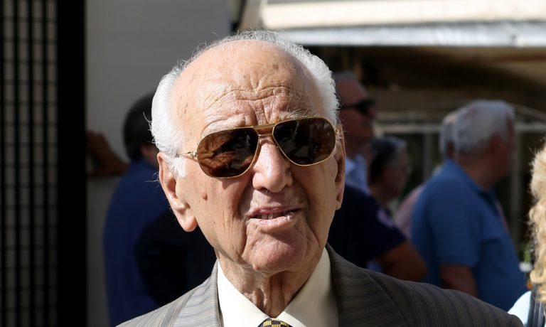 Έφυγε από την ζωή στα 94 ο εκδότης Αντώνης Λιβάνης – Τη Δευτέρα η εξόδιος ακολουθία (video)