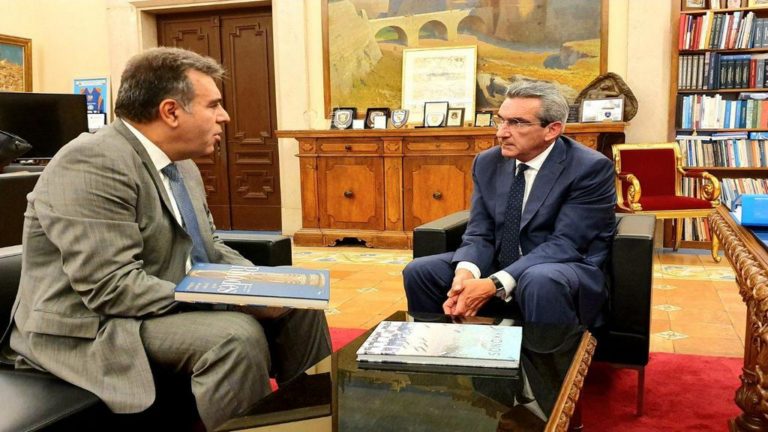 Συνεργασία του Περιφερειάρχη με τον Υφυπουργό Τουρισμού