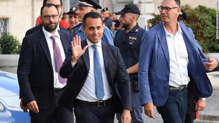 Προς σχηματισμό νέας ιταλικής κυβέρνησης τα 5 Αστέρια και οι Δημοκρατικοί
