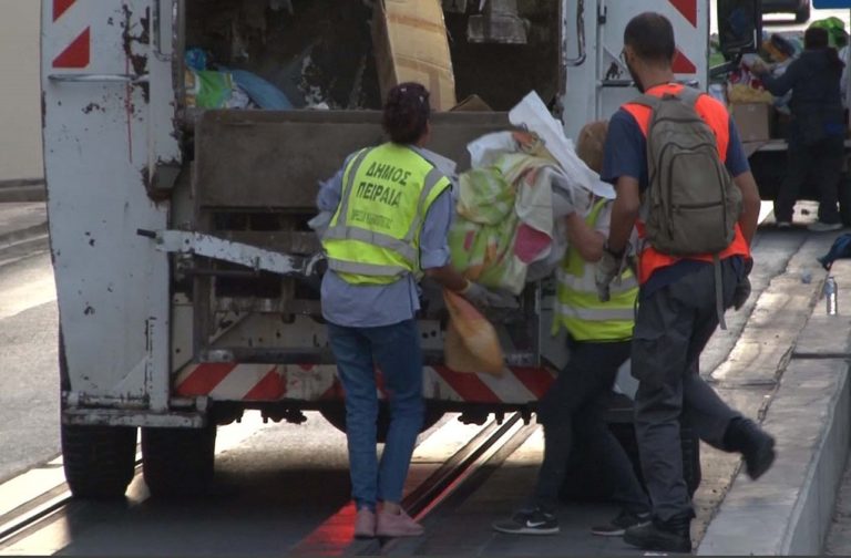 Επιχειρησιακή δράση στον Πειραιά για την καταπολέμηση του παρεμπορίου