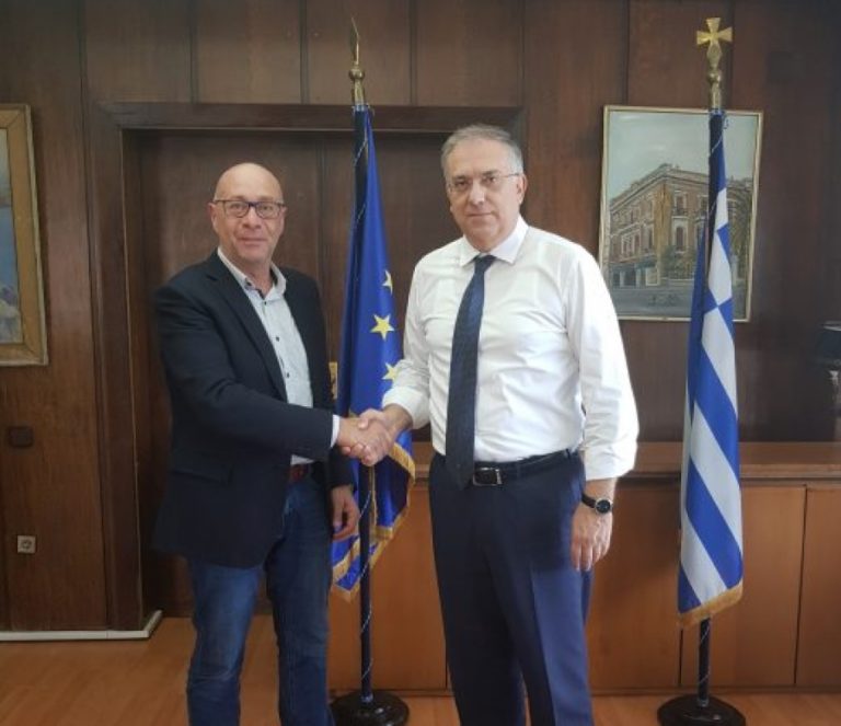 Συναντήθηκε με τον Υπουργό Εσωτερικών