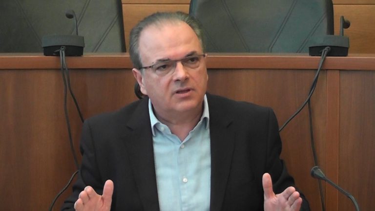 Γ. Μαρινάκης: Μεμονωμένο το κρούσμα χρηματισμού υπαλλήλου – Δεν εργάζονταν στην Πολεοδομία (audio)
