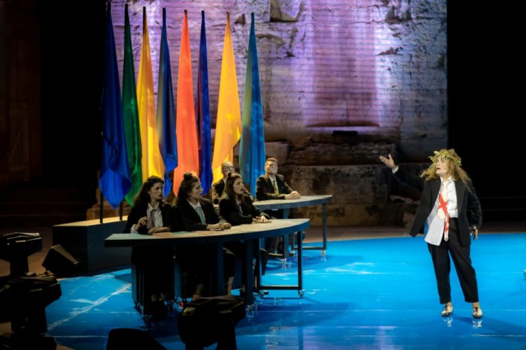 Οι “Εκκλησιάζουσες” επιστρέφουν στη Σκηνή της Φρυνίχου