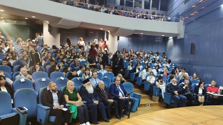 «Ποτέ ξανά σε ένα νέο Ολοκαύτωμα» βροντοφώναξαν οι μαθητές της Μαγνησίας