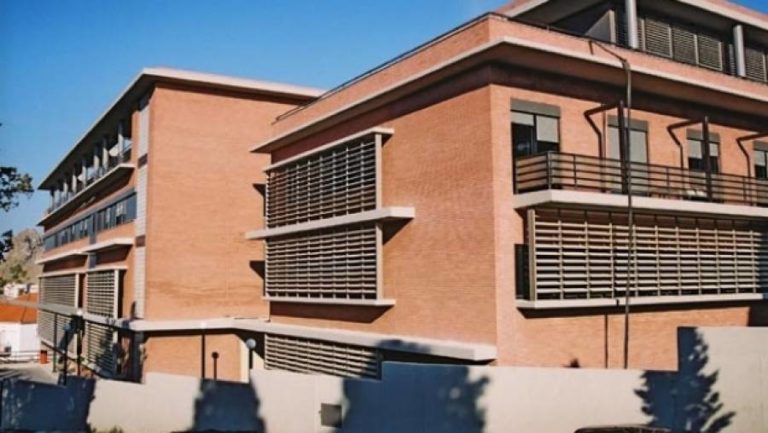 Στη βουλή τα προβλήματα του νοσοκομείου Λήμνου από Γ.Μπουρνού