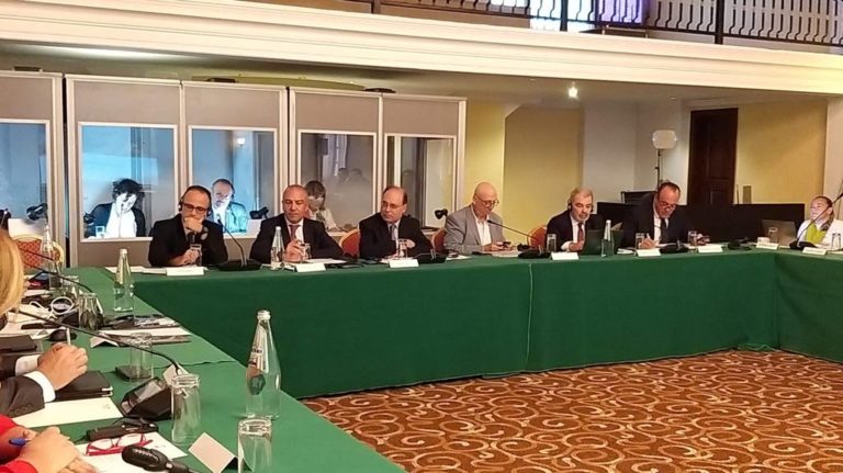 Προσφυγικό και νησιώτικο ΦΠΑ στη Γενική Συνέλευση του Insuleur από το επιμελητήριο Λέσβου