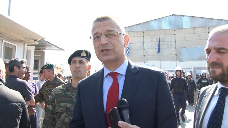 “Υπάρχει πλάνο το οποίο τηρούμε αυστηρά”- επίσκεψη υφ. Αλκ. Στεφανή στο ΚΥΤ ΒΙΑΛ