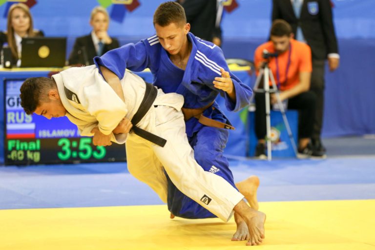 Πρεμιέρα με επτά μετάλλια για την Ελλάδα-Παρουσία του Υφυπουργού Αθλητισμού Λευτέρη Αυγενάκη η τελετή έναρξης
