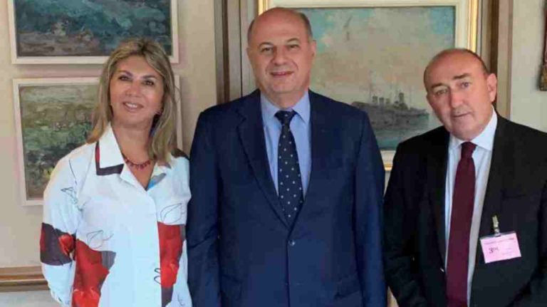 Το Δικαστικό Μέγαρο θέμα προτεραιότητας στη συνάντηση Τσιάρα- Μακρή