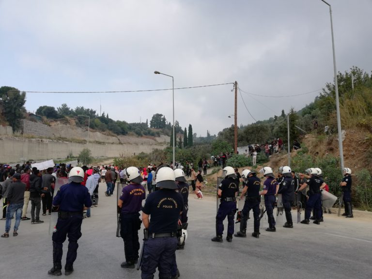 Συνελήφθησαν άλλοι δύο αλλοδαποί για τα επεισόδια και τον εμπρησμό στο ΚΥΤ