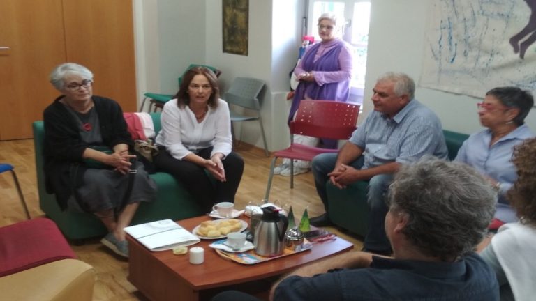 Κ. Παπανάτσιου: Το ΚΕΘΕΑ πρέπει να μείνει μακριά από κομματικές και πολιτικές επιρροές