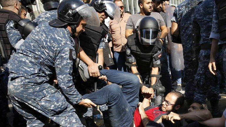 Λίβανος: Εντείνεται το πολιτικό αδιέξοδο-Τρίτη εβδομάδα κινητοποιήσεων (video)
