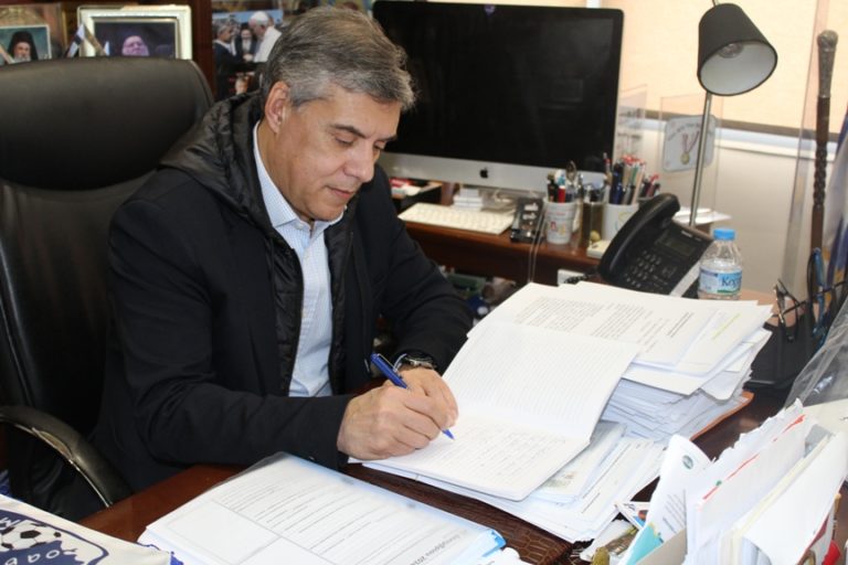 Αναβαθμίζονται ενεργειακά δεκαεπτά κτίρια από την Περιφέρεια Θεσσαλίας