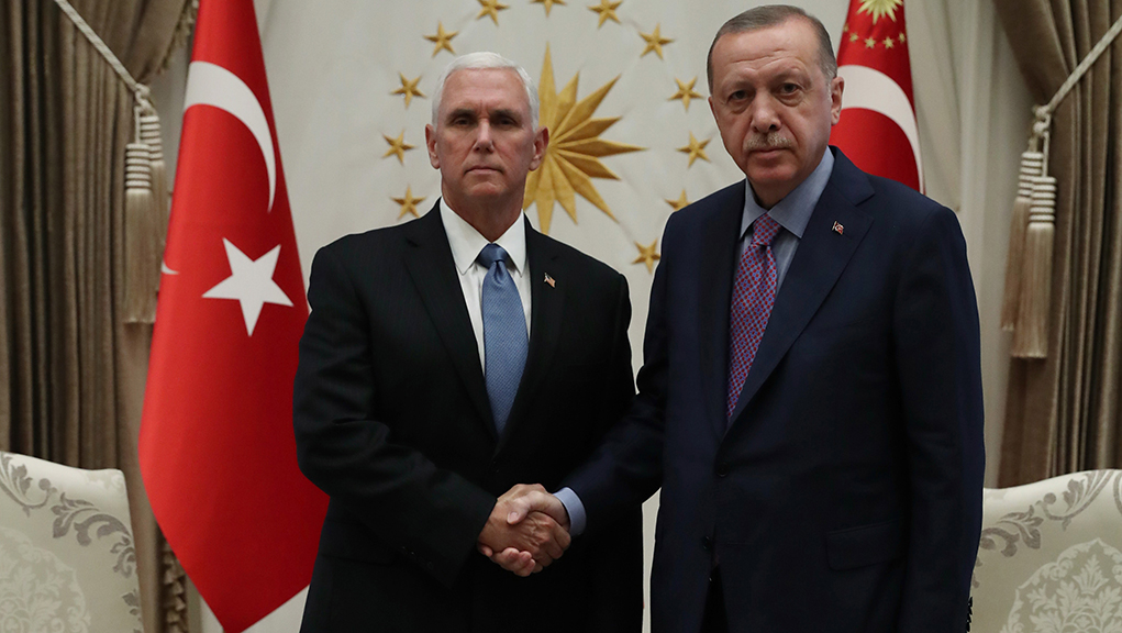 Συμφωνία Τουρκίας-ΗΠΑ για πενθήμερη κατάπαυση πυρός στη β. Συρία-Δεσμεύσεις και από τους Κούρδους (video)