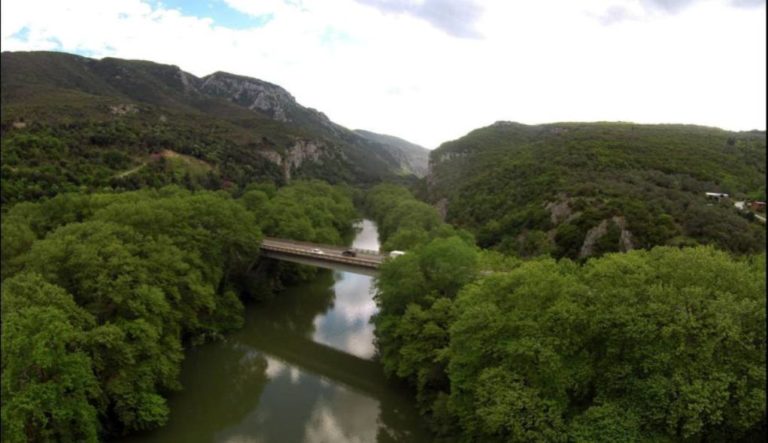 Oχι σε διόδια για τους δημότες Τεμπών για όσο μείνει κλειστή η Κοιλάδα λένε Κόκκαλης και Βαγενά