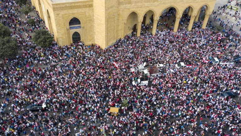 Παραίτηση της κυβέρνησης Χαρίρι στο Λίβανο