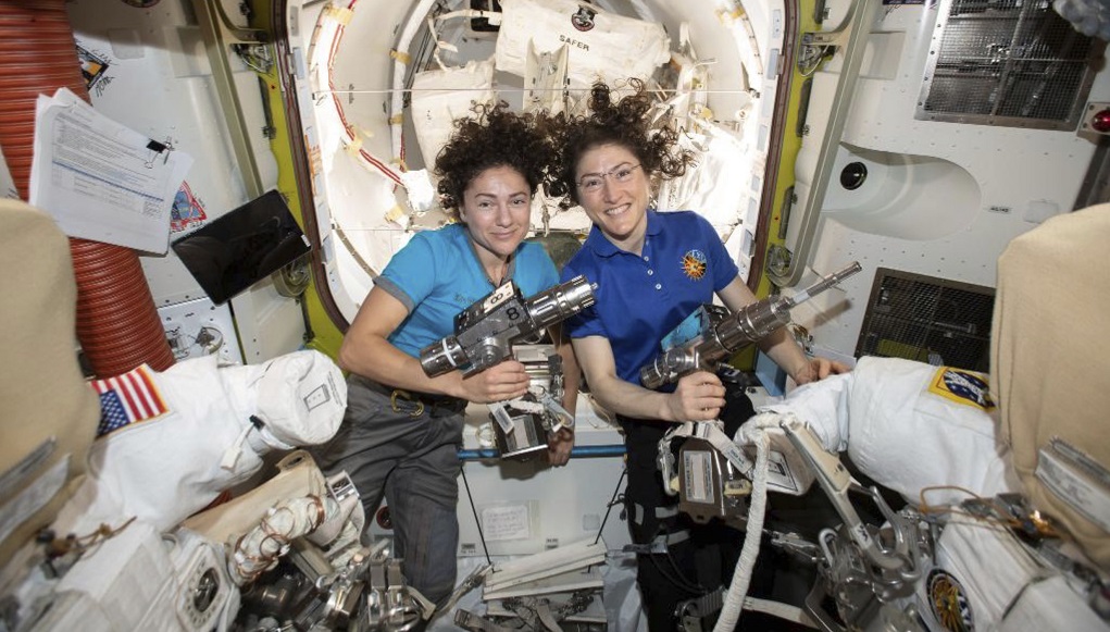 ΝΑΣΑ: Διαστημικός περίπατος μόνο για γυναίκες (video)