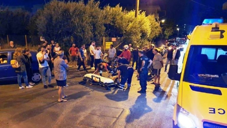 Στην εντατική μετά από τροχαίο νεαρός ντελιβεράς