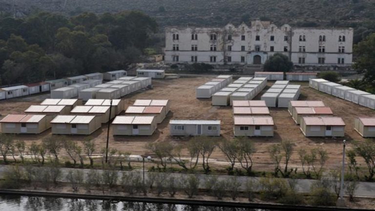 Με δυναμικές κινητοποιήσεις απειλεί ο Δήμος Λέρου για το μεταναστευτικό