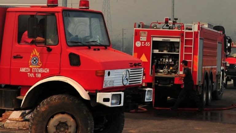 Υπό έλεγχο η πυρκαγιά στο κέντρο κράτησης αλλοδαπών στην Αμυγδαλέζα