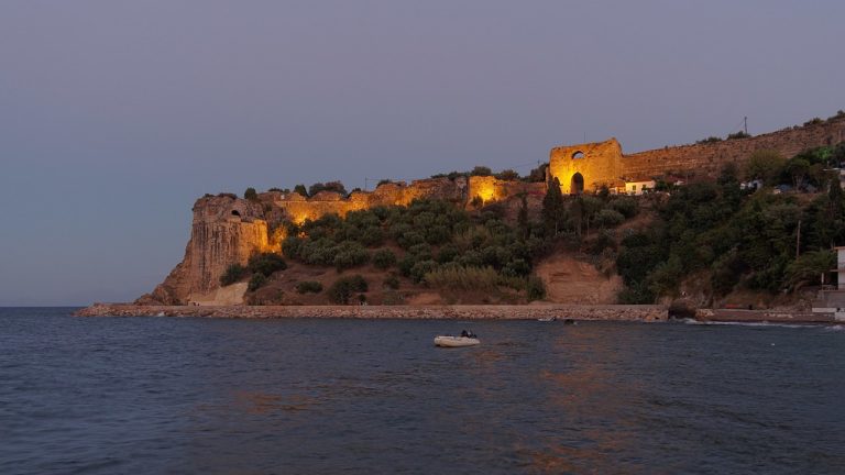 H προστασία του Κάστρου της Κορώνης, προτεραιότητα για την Περιφερειακή Αρχή