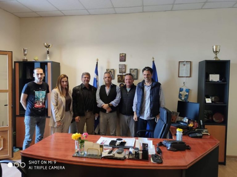 Συναντήθηκαν με τον διευθυντή της αστυνομίας για  θέματα καθημερινότητας