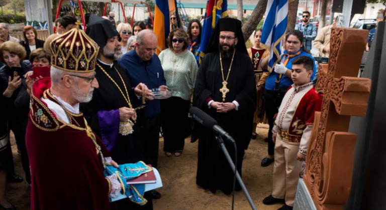 Καλαμάτα: Αποκαλυπτήρια του Μνημείου για τη Γενοκτονία των Αρμενίων