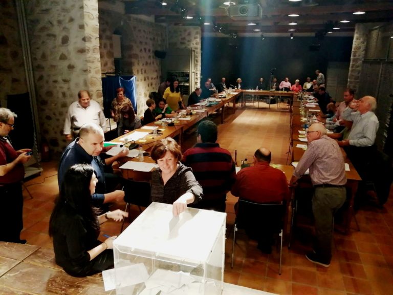 Κλείσιμο της δομής στη Σκάλα Συκαμνιάς αποφάσισε το Δημοτικό Συμβούλιο Δυτικής Λέσβου