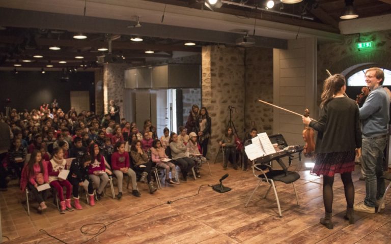 Το «Μουσικό Κλειδί» που ξεκλειδώνει την παιδική δημιουργικότητα σε Λέσβο και Χίο