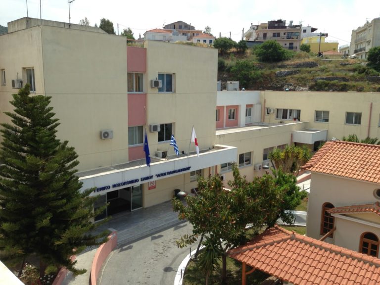 Ο Νίκος Στεφανής ανέλαβε νέος διοικητής στο νοσοκομείο Σάμου
