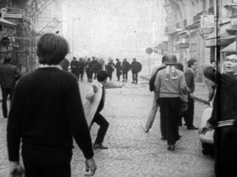 ΕΡΤ2 – DOC ON ΕΡΤ «Οι εξεγερμένοι» Ντοκιμαντέρ για τον Μάη του ’68