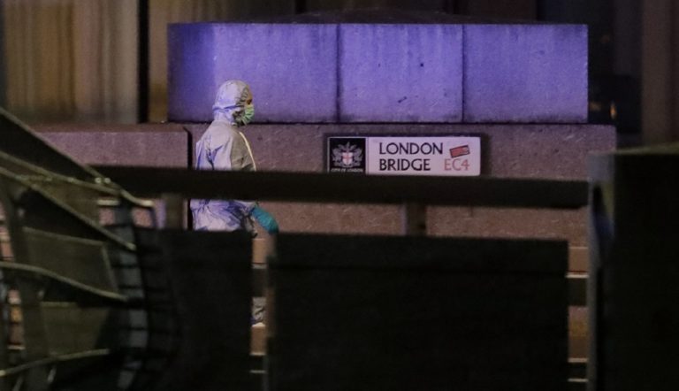 Συναγερμός στην Ευρώπη-Το ΙΚ ανέλαβε την ευθύνη για την επίθεση στο Λονδίνο (video)