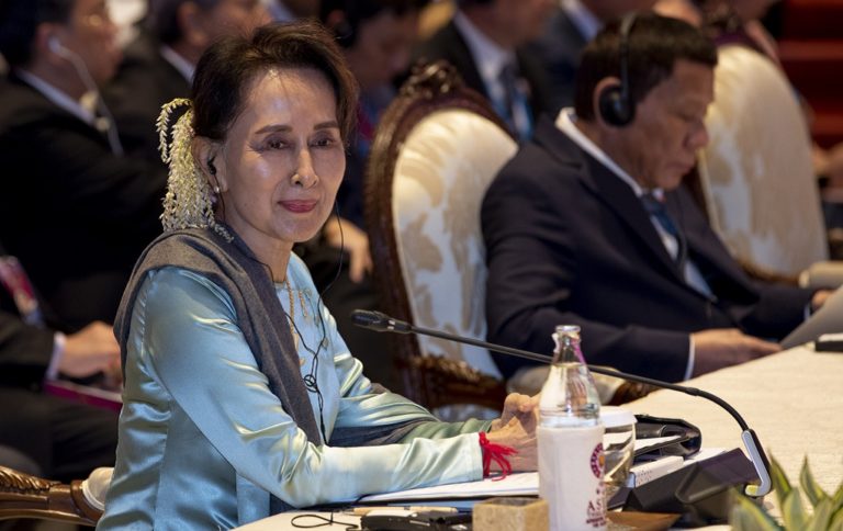 Το Διεθνές Δικαστήριο του ΟΗΕ αντιμετωπίζει η ηγέτιδα της Μιανμάρ