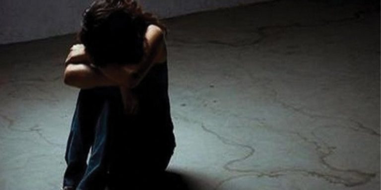 Μυστήριο με τον θάνατο της 20χρονης στην Αίγινα – Το τελευταίο μήνυμα στην καλύτερη φίλη της